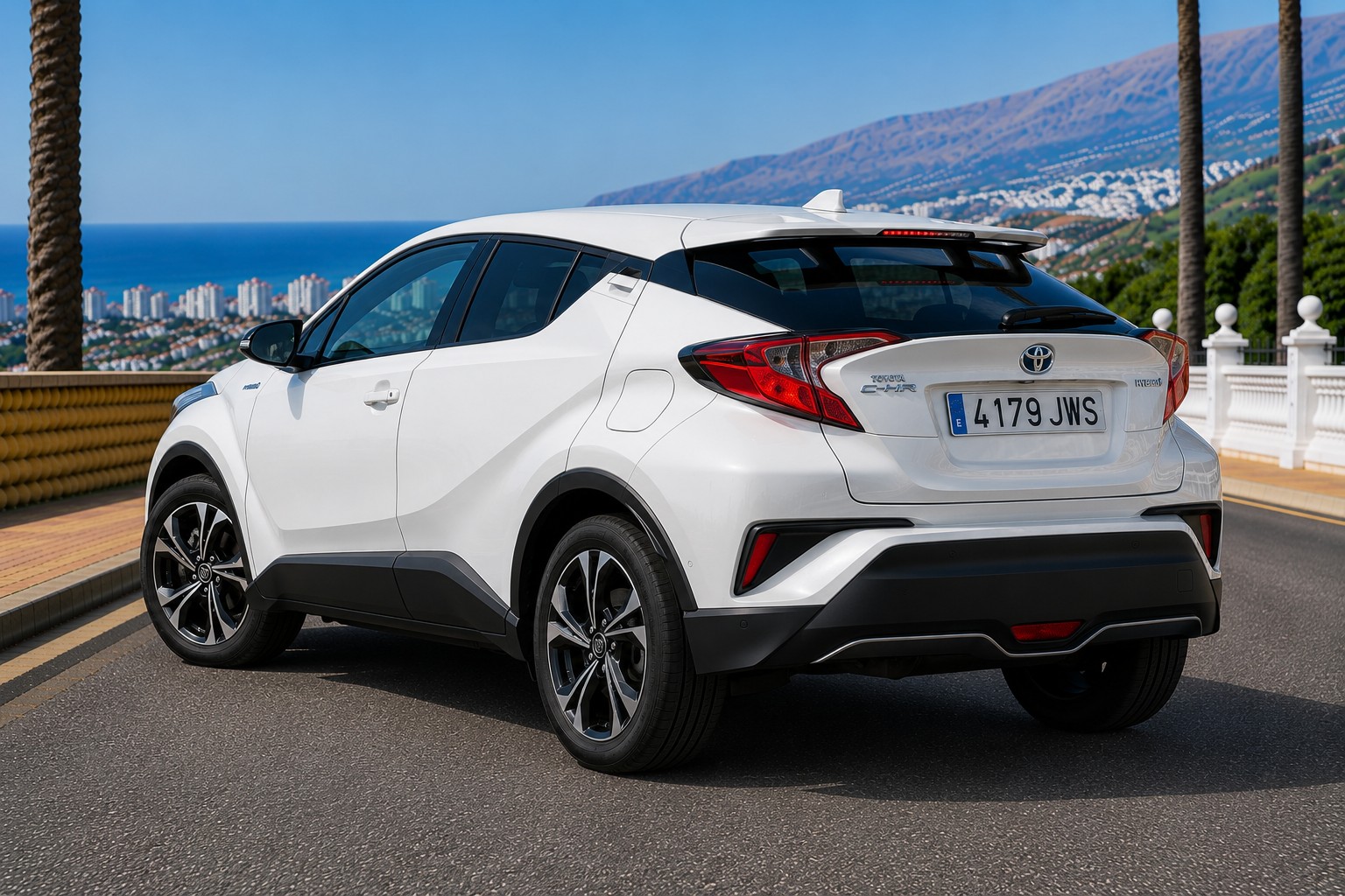 Toyota C-HR — фото 4