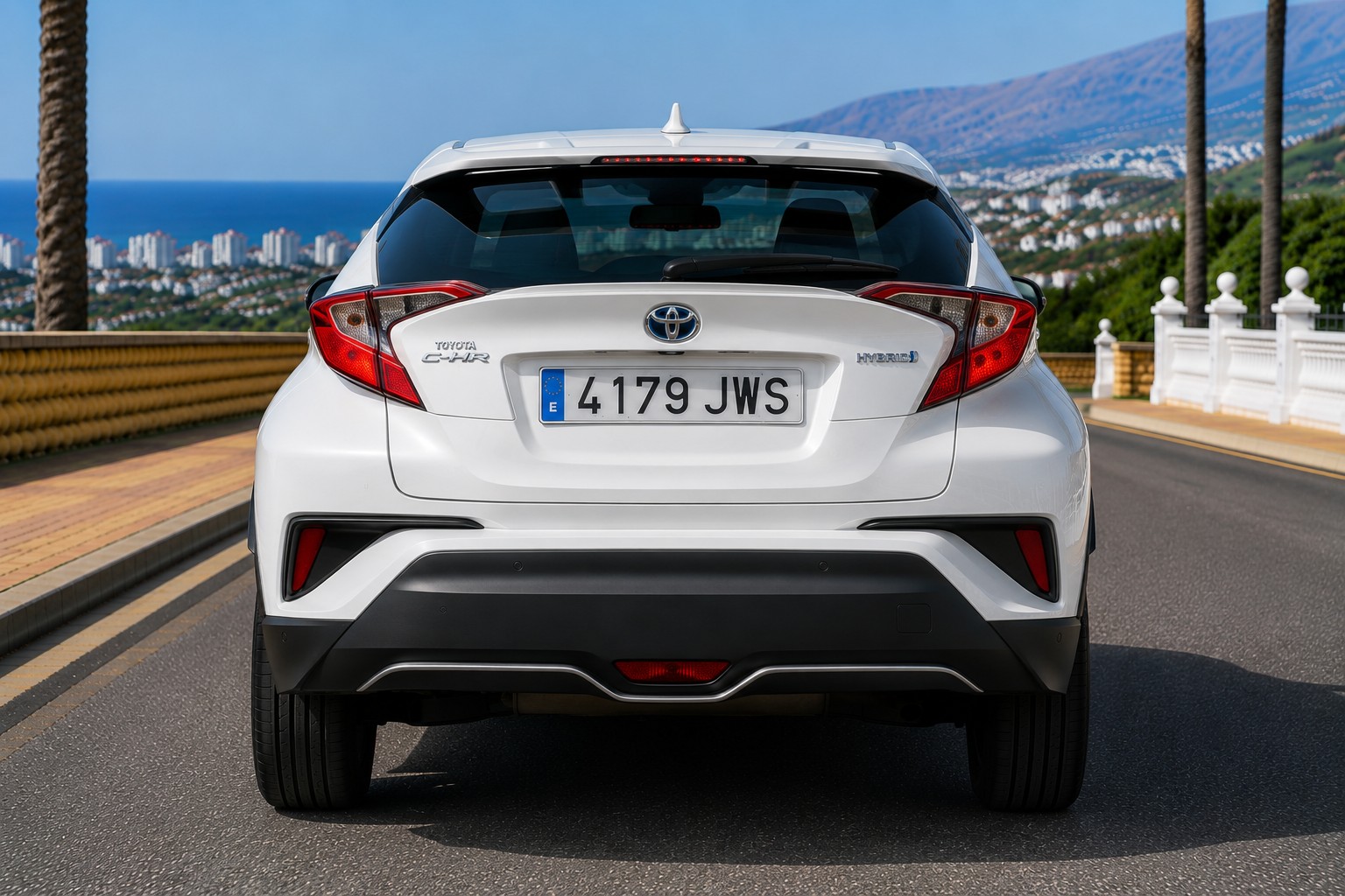 Toyota C-HR — фото 5